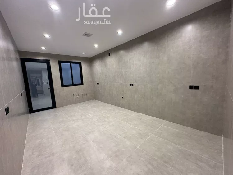 فيلا للبيع في شارع المنذر ابن كعب, حي الأمواج, مدينة الخبر, المنطقة الشرقية صورة 2