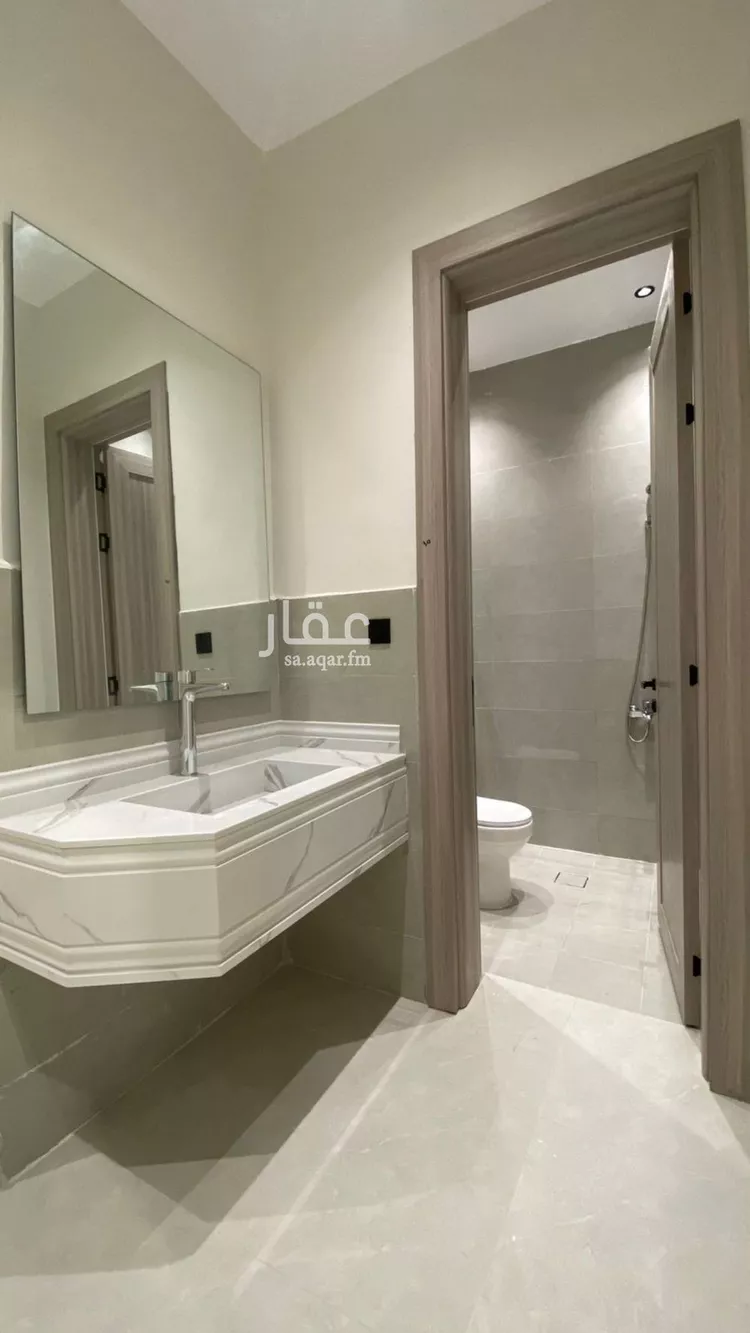 Villa for Sale in Al Khobar Al Amwaj 8