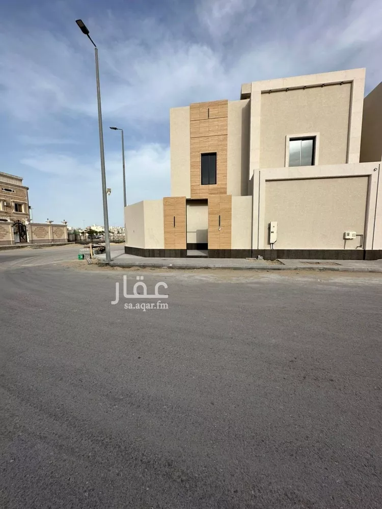 فيلا للبيع في شارع رفاعة بن عمرو, حي الشراع, مدينة الخبر, المنطقة الشرقية صورة 2