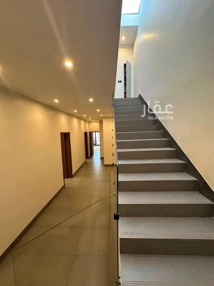 فيلا للبيع في شارع عبدالرحمن بن كعب الانصاري, حي اللؤلؤ, مدينة الخبر, المنطقة الشرقية 9