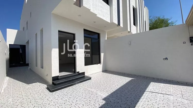 فيلا للبيع في شارع الرحمة, حي العقيق, مدينة الخبر, المنطقة الشرقية 9