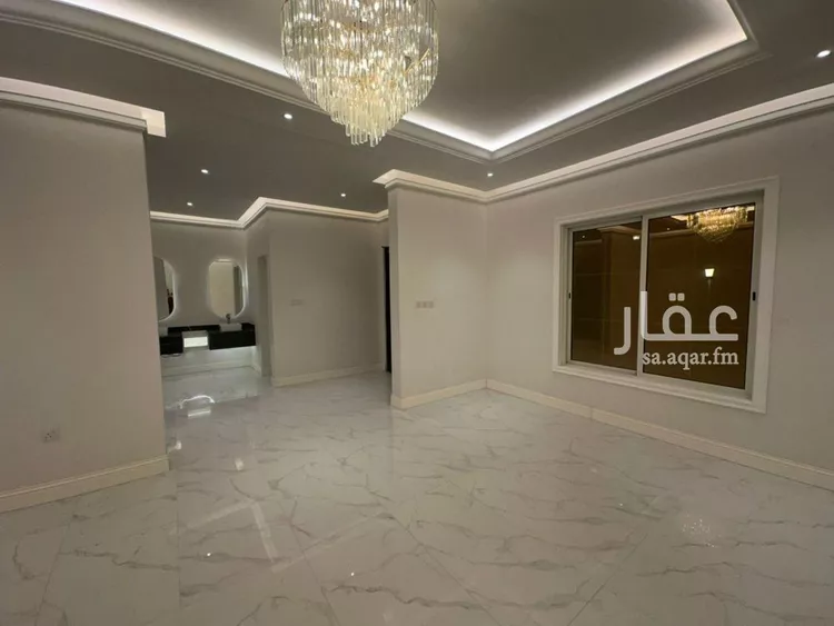 فيلا للبيع في شارع عين دار, حي الصواري, مدينة الخبر, المنطقة الشرقية 6