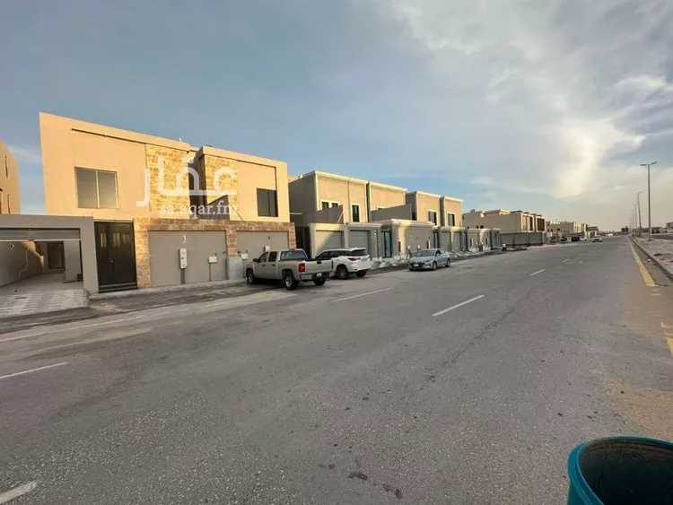 فيلا للبيع في شارع عبدالرحمن ابن كعب الانصاري, حي اللؤلؤ, مدينة الخبر, المنطقة الشرقية صورة 2