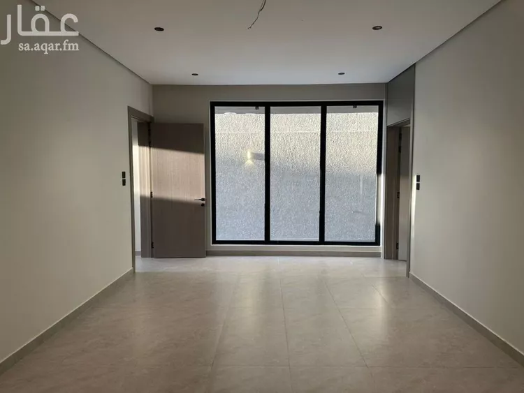 فيلا للبيع في شارع عبدالرحمن ابن كعب الانصاري, حي اللؤلؤ, مدينة الخبر, المنطقة الشرقية صورة 3