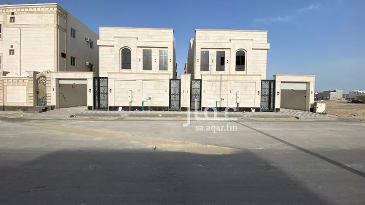 فيلا للبيع في شارع جبل شهلان, حي الصواري, مدينة الخبر, المنطقة الشرقية 9