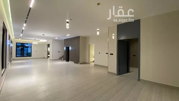 فيلا للبيع في شارع الخفجي, حي الصواري, مدينة الخبر, المنطقة الشرقية 13