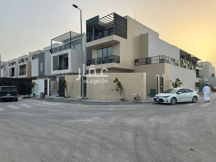 فيلا للبيع في شارع عبدالرحمن بن كعب الانصاري, حي اللؤلؤ, مدينة الخبر, المنطقة الشرقية صورة 3