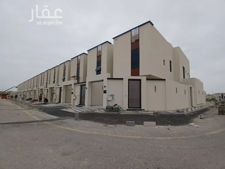 شقة للبيع في شارع انطاع, حي الصواري, مدينة الخبر, المنطقة الشرقية 8
