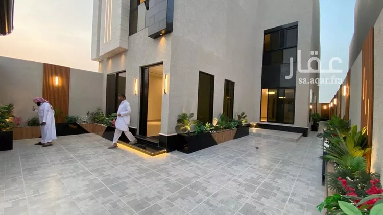 فيلا للبيع في شارع الخفجي, حي الصواري, مدينة الخبر, المنطقة الشرقية 8