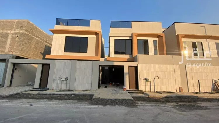 فيلا للبيع في شارع نصف القمر, حي الصواري, مدينة الخبر, المنطقة الشرقية