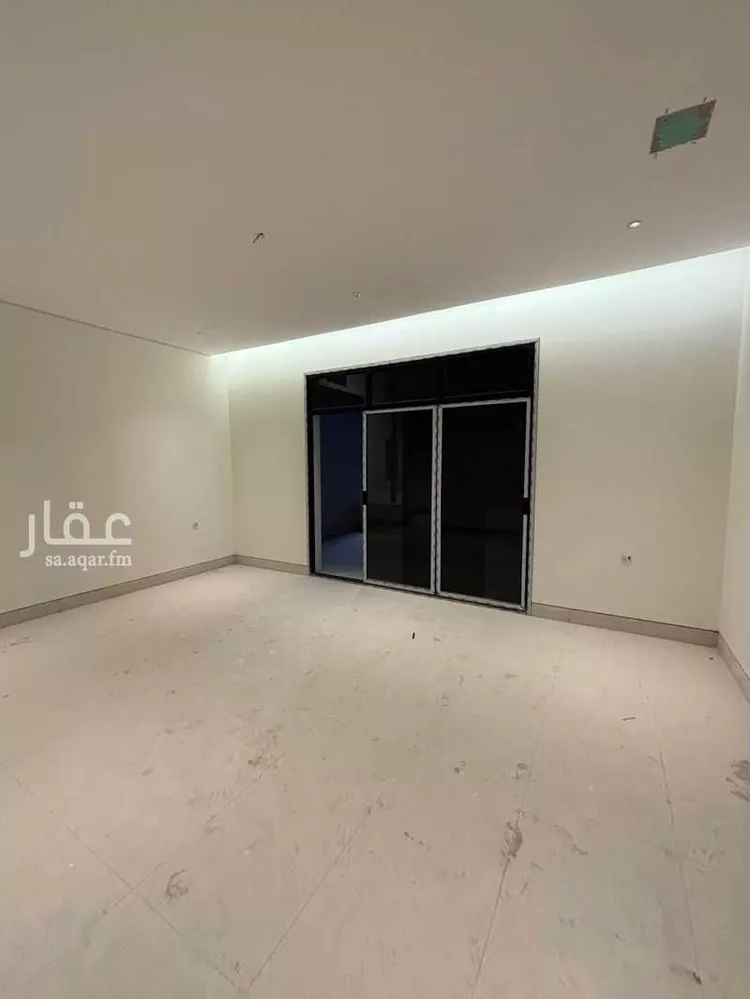 فيلا للبيع في شارع شارع, حي العروبة, مدينة الدمام, المنطقة الشرقية صورة 2