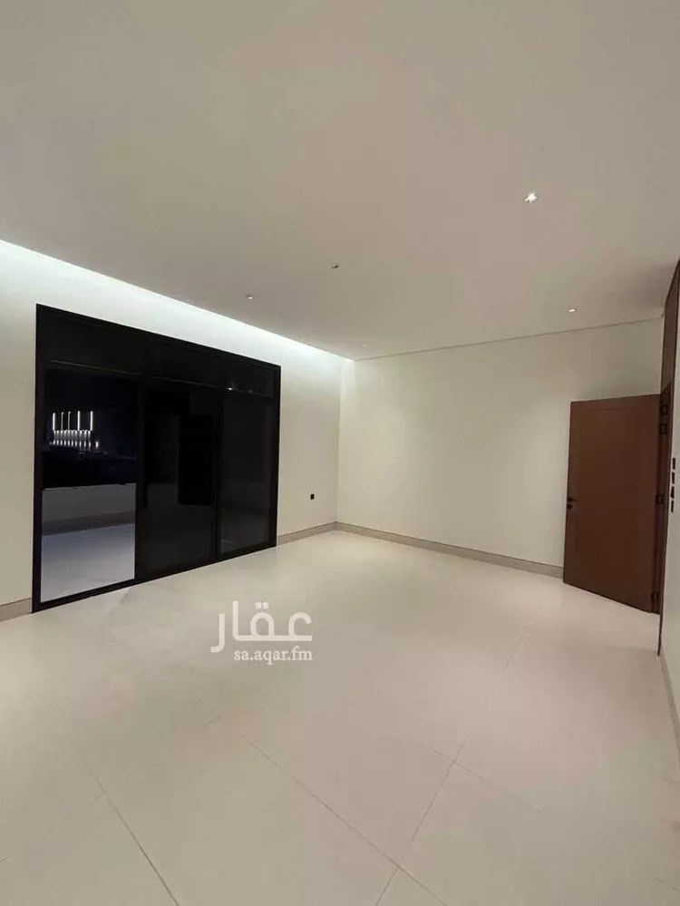 فيلا للبيع في شارع شارع, حي العروبة, مدينة الدمام, المنطقة الشرقية صورة 2