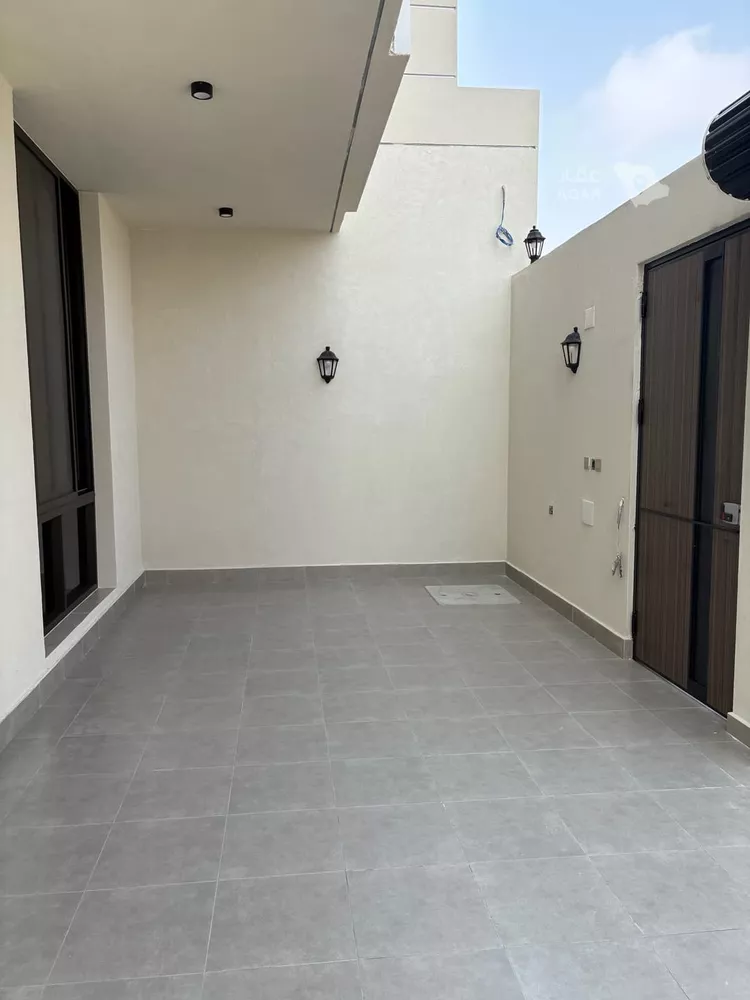 فيلا للبيع في شارع فارس ماطر علي عبدلي, حي الرياض, مدينة جدة, منطقة مكة المكرمة 3