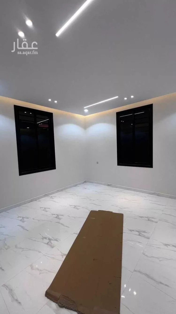 فيلا للبيع في شارع زوبعه الجنى, حي الظرفة, مدينة خميس مشيط, منطقة عسير صورة 5