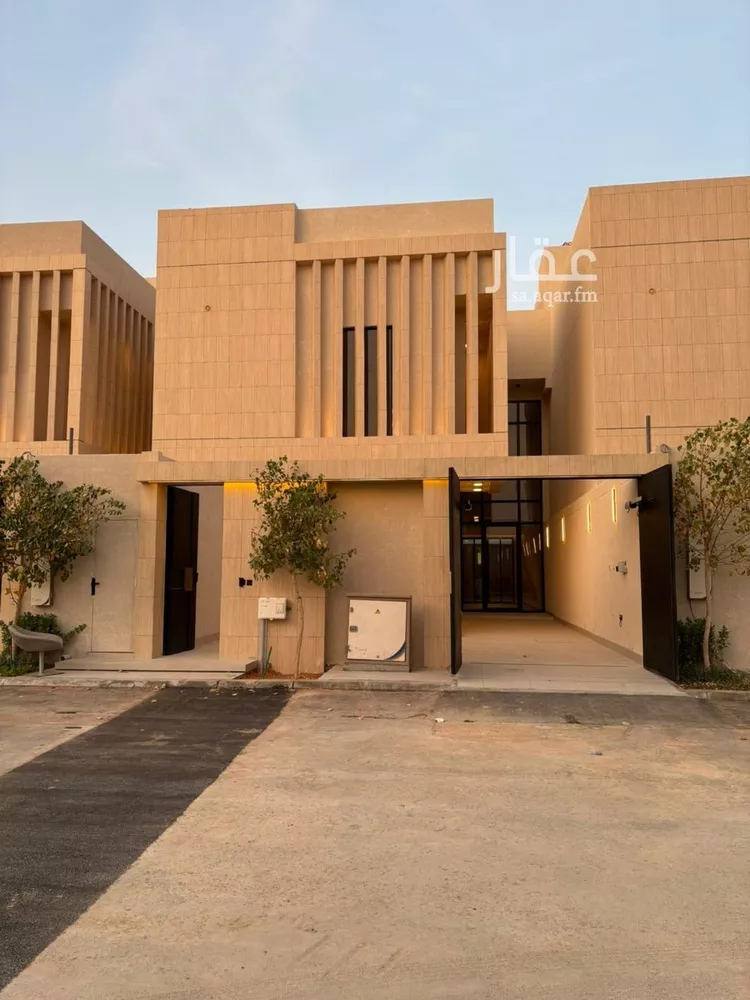 فيلا للبيع في شارع إبراهيم بن حسين بيري, حي العارض, مدينة الرياض, منطقة الرياض صورة 2