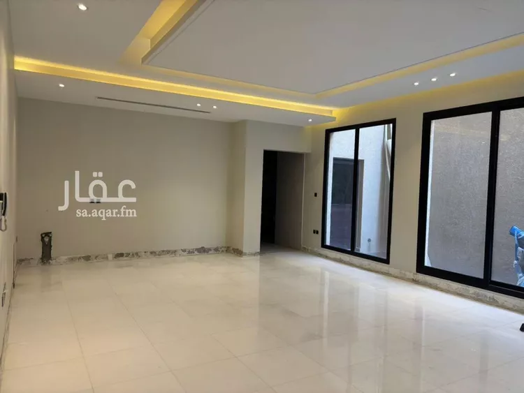 فيلا للبيع في شارع محمد سعيد شافعي, حي النرجس, مدينة الرياض, منطقة الرياض صورة 2