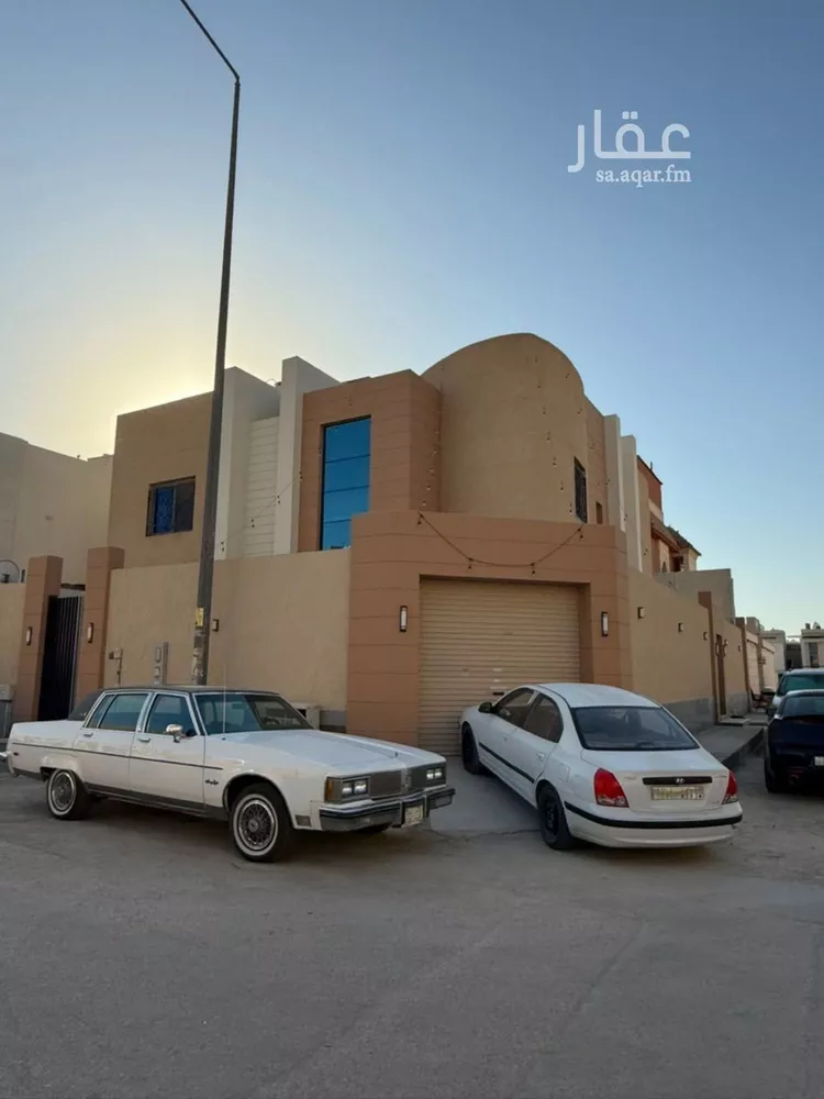 فيلا للبيع في شارع أحمد بساطي, حي العارض, مدينة الرياض, منطقة الرياض صورة 3