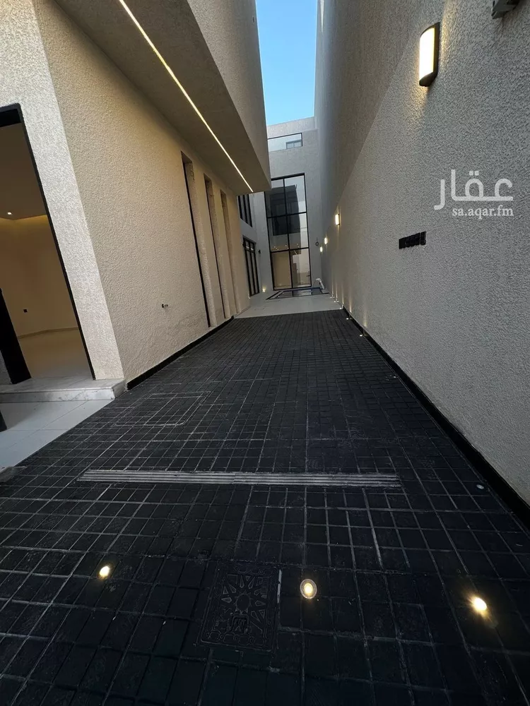 فيلا للبيع في شارع قطب الدين بن السلطان, حي المهدية, مدينة الرياض, منطقة الرياض صورة 3