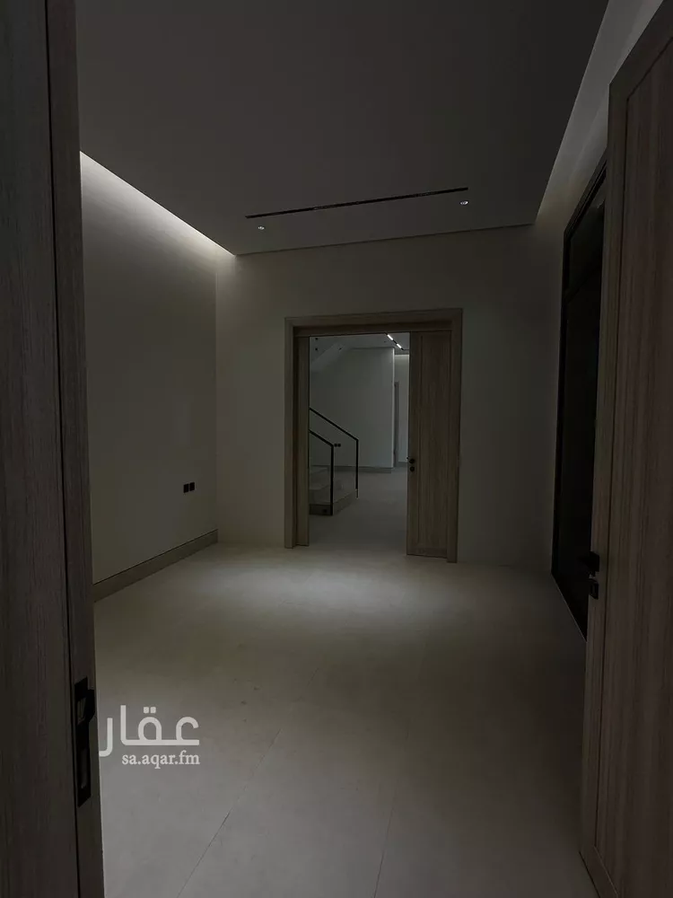فيلا للبيع في شارع إبراهيم بن علي بن علوي, حي المهدية, مدينة الرياض, منطقة الرياض صورة 4