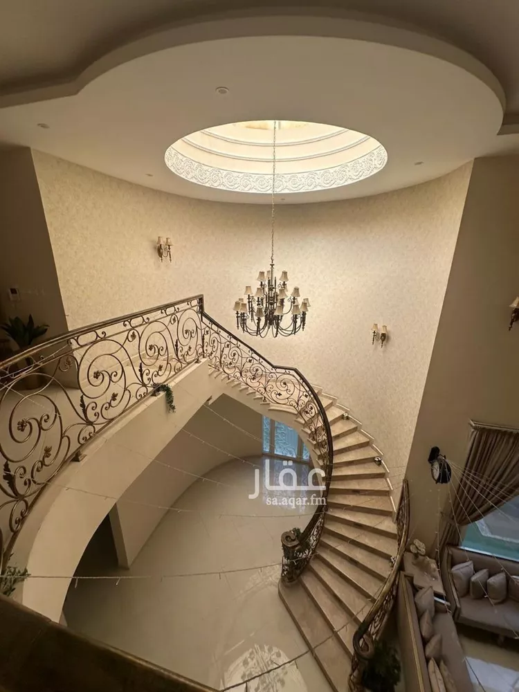 فيلا للبيع في شارع العيينه, حي الصواري, مدينة الخبر, المنطقة الشرقية