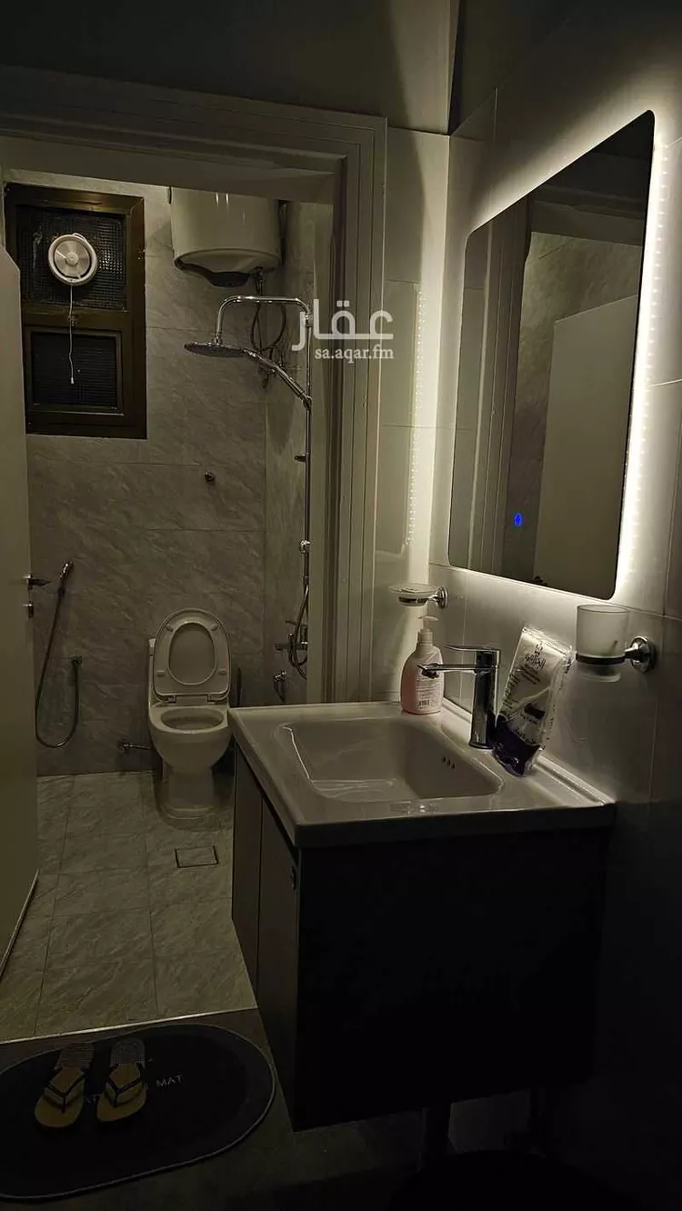 استديو مفروش للحجز في شارع احمد بن نصر الخفاف ، حي العارض ، الرياض ، منطقة الرياض