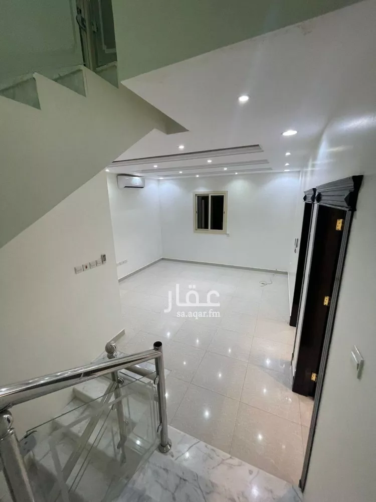 فيلا للإيجار في شارع برودان, حي القيروان, مدينة الرياض, منطقة الرياض صورة 4