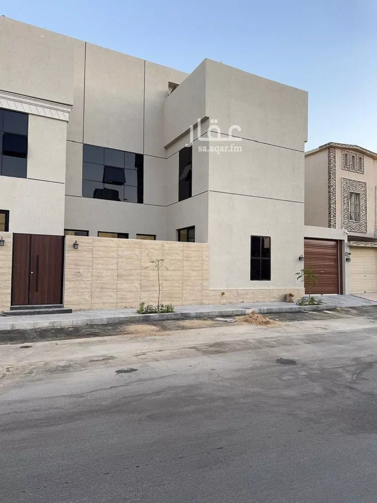 فيلا للبيع في شارع رقم 45, حي ظهرة لبن, مدينة الرياض, منطقة الرياض صورة 3