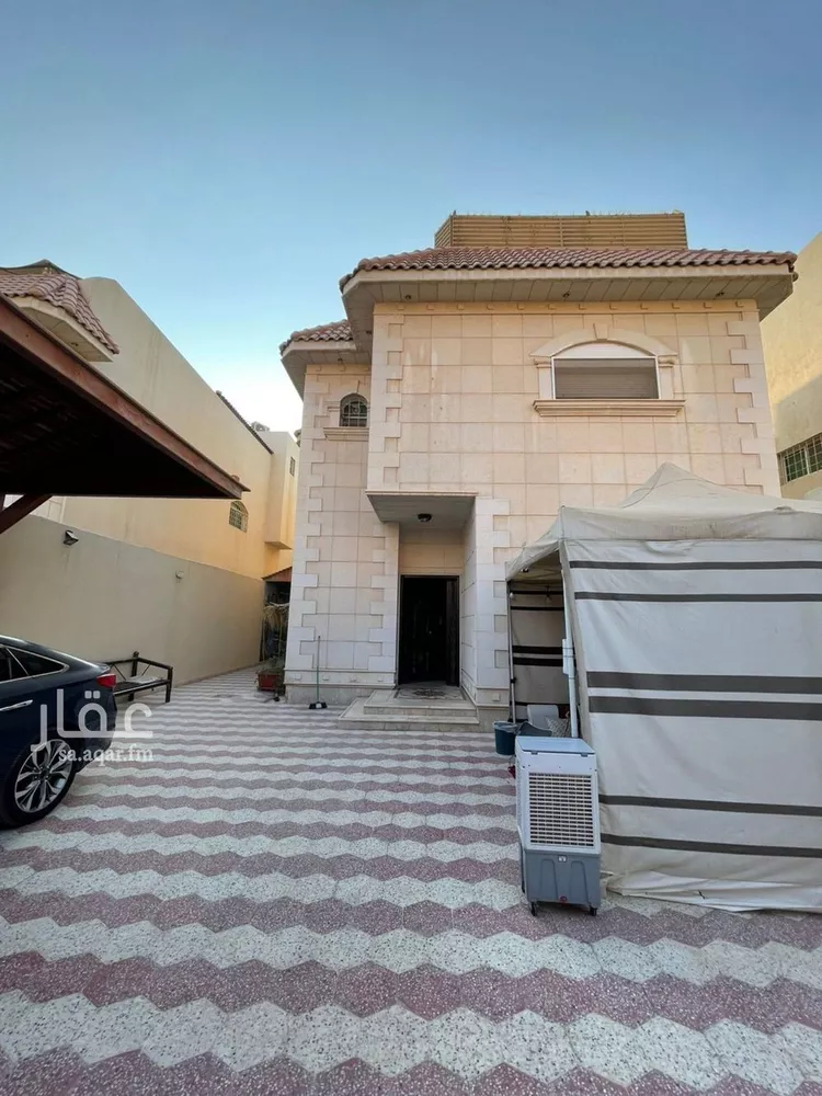 فيلا للبيع في شارع الجنادل, حي الروابي, مدينة الرياض, منطقة الرياض