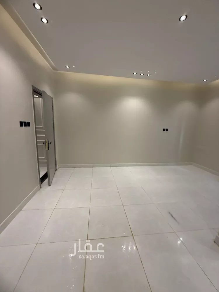 شقة للإيجار في شارع قس بن ساعدة, حي الملك فيصل, مدينة الرياض, منطقة الرياض صورة 3