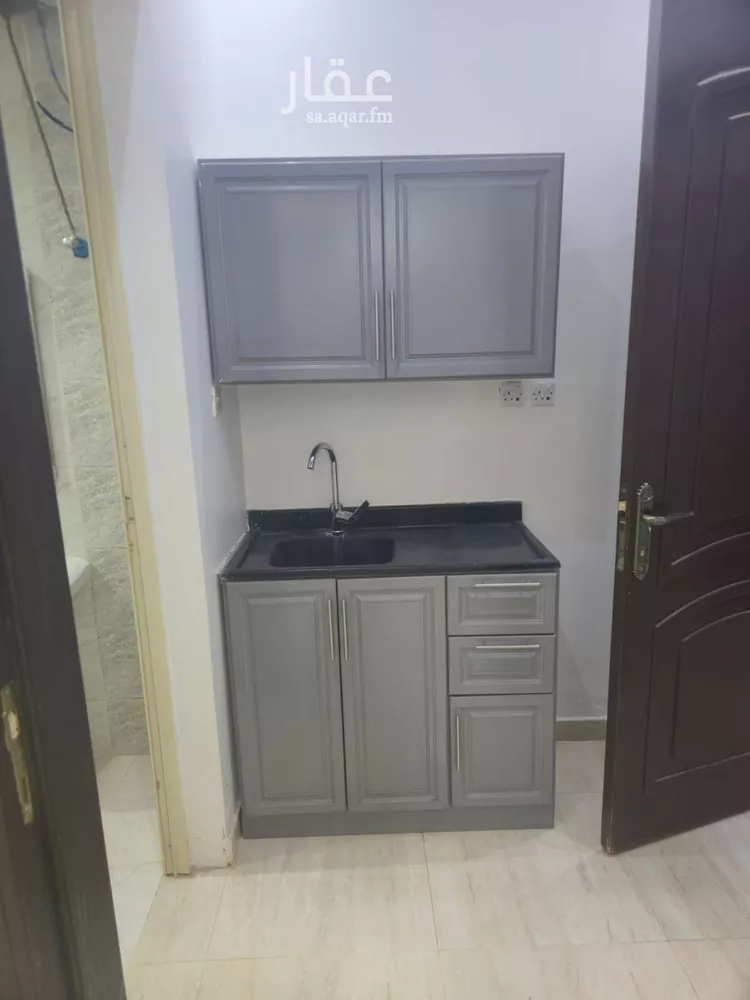 شقة للإيجار في شارع النجاح, حي إشبيلية, مدينة الرياض, منطقة الرياض