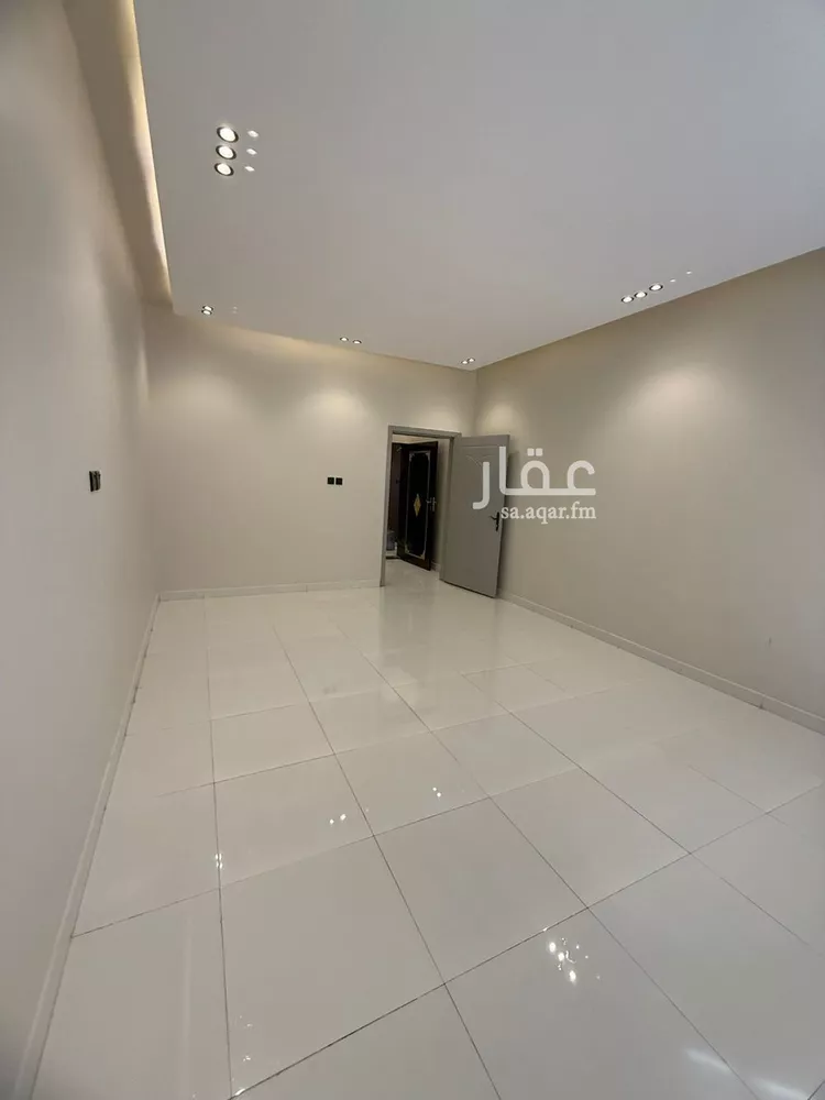 شقة للإيجار في شارع قس بن ساعدة, حي الملك فيصل, مدينة الرياض, منطقة الرياض صورة 2