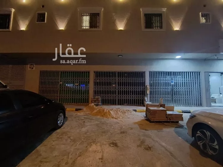 مكتب تجاري للإيجار في شارع قس بن ساعدة, حي الملك فيصل, مدينة الرياض, منطقة الرياض صورة 2