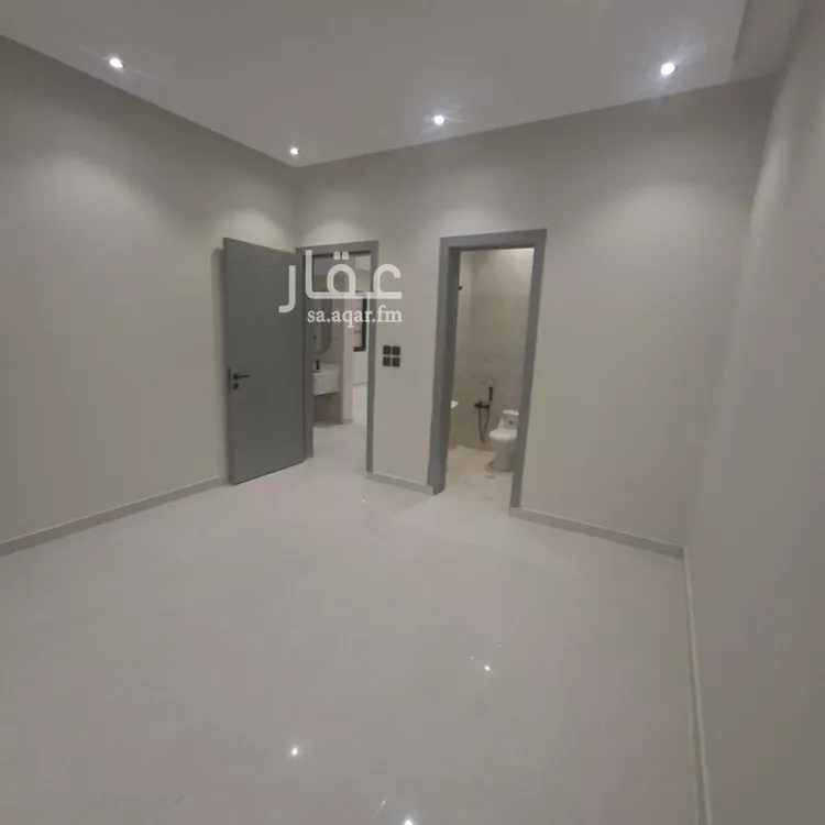 Floor for Sale in Riyadh Al Janadriyah صورة 3