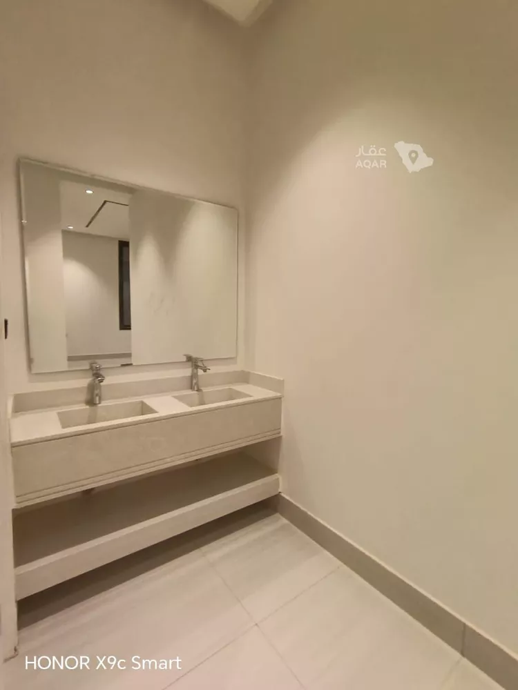 Villa for Sale in Riyadh Al Janadriyah صورة 4