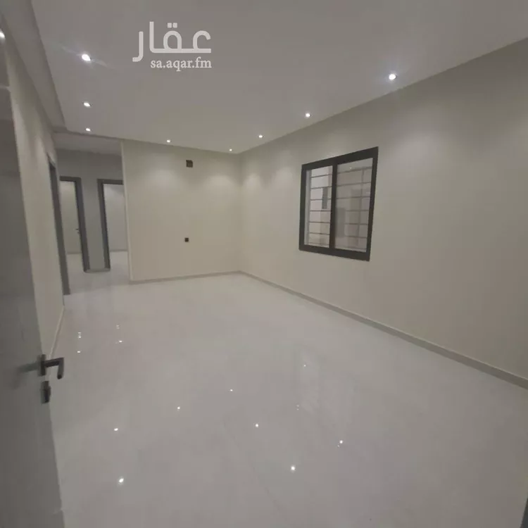 دور للبيع في شارع خريص, حي الجنادرية, مدينة الرياض, منطقة الرياض 7