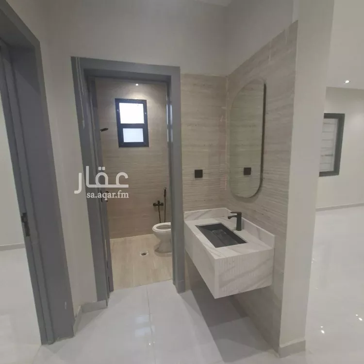 دور للبيع في شارع خريص, حي الجنادرية, مدينة الرياض, منطقة الرياض 6