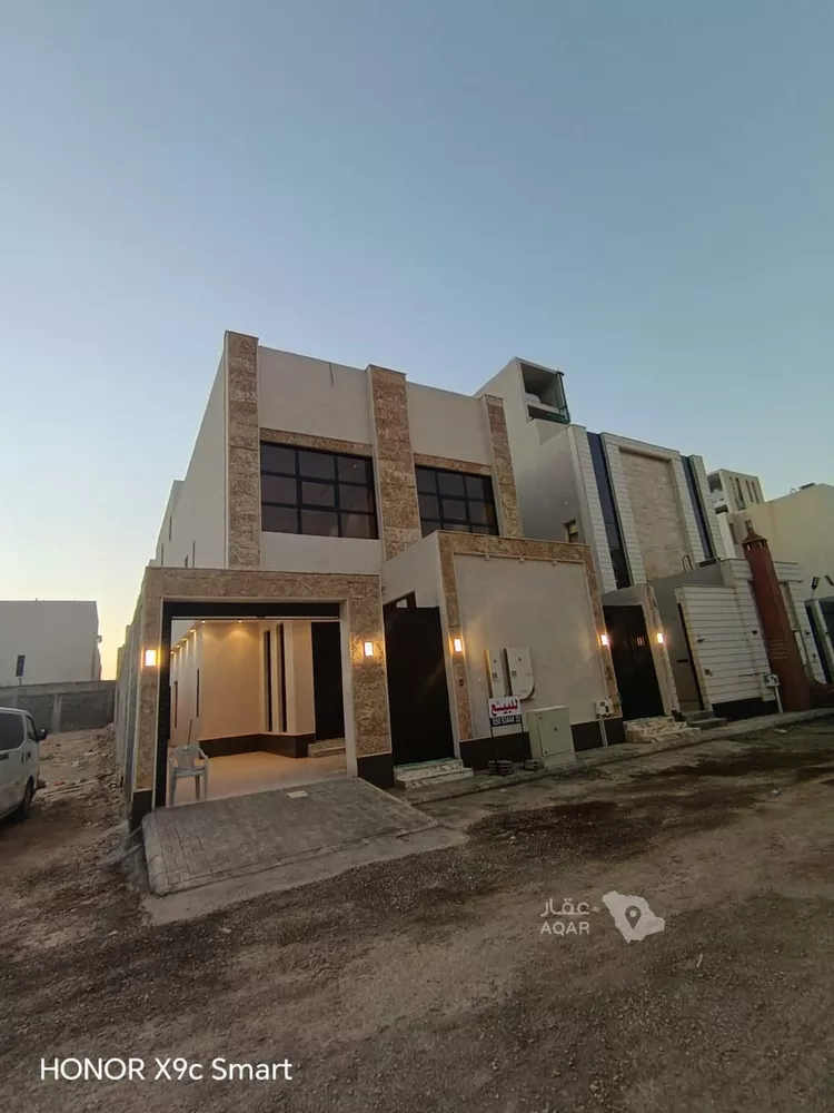 Villa for Sale in Riyadh Al Janadriyah