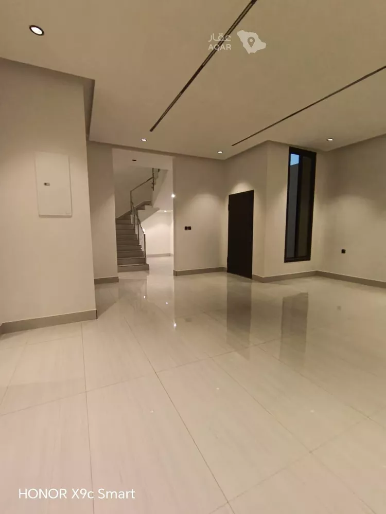 Villa for Sale in Riyadh Al Janadriyah صورة 2