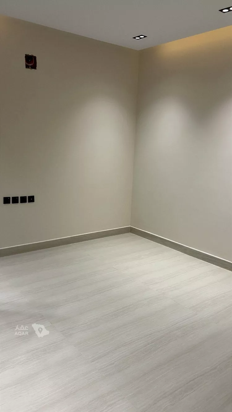 دور للبيع في حي عكاظ, مدينة الرياض, منطقة الرياض 5