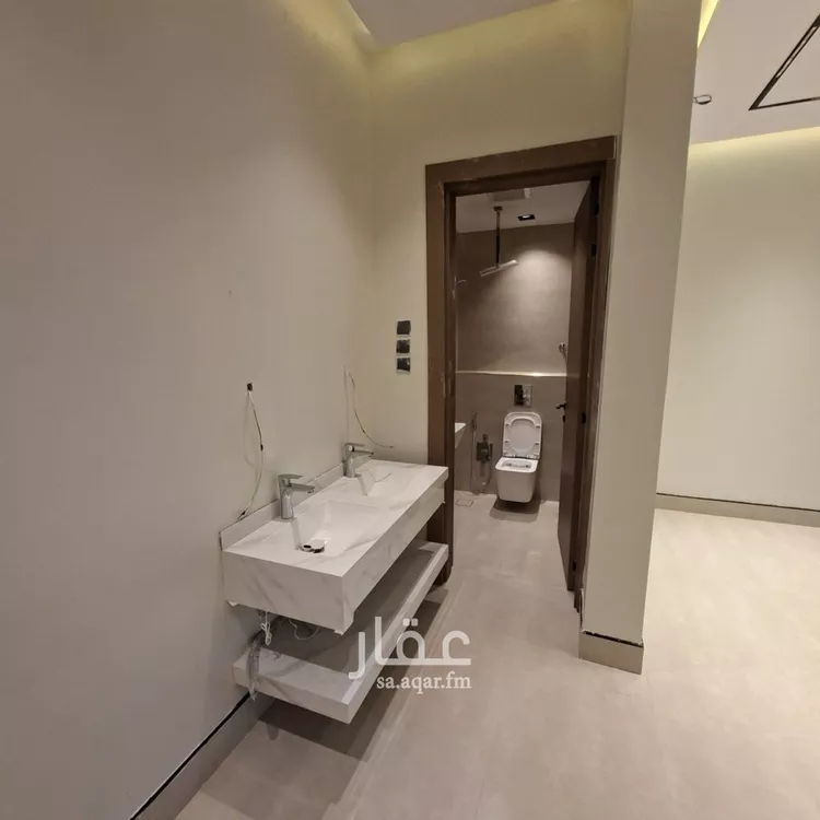 دور للبيع في شارع العمره, حي الجنادرية, مدينة الرياض, منطقة الرياض 6