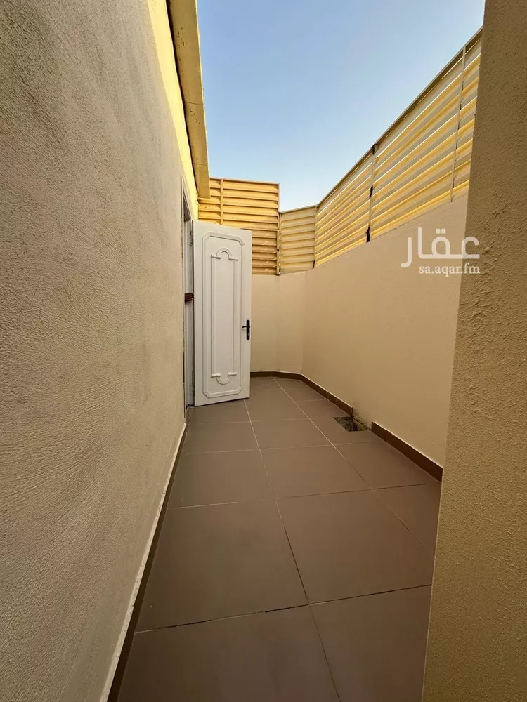 عمارة للإيجار في شارع الشيخ عبدالعزيز بن عبدالرحمن بن بشر, حي الخليج, مدينة الرياض, منطقة الرياض صورة 4