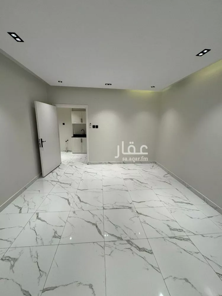 شقة للإيجار في شارع خليج السويس, حي الملقا, مدينة الرياض, منطقة الرياض