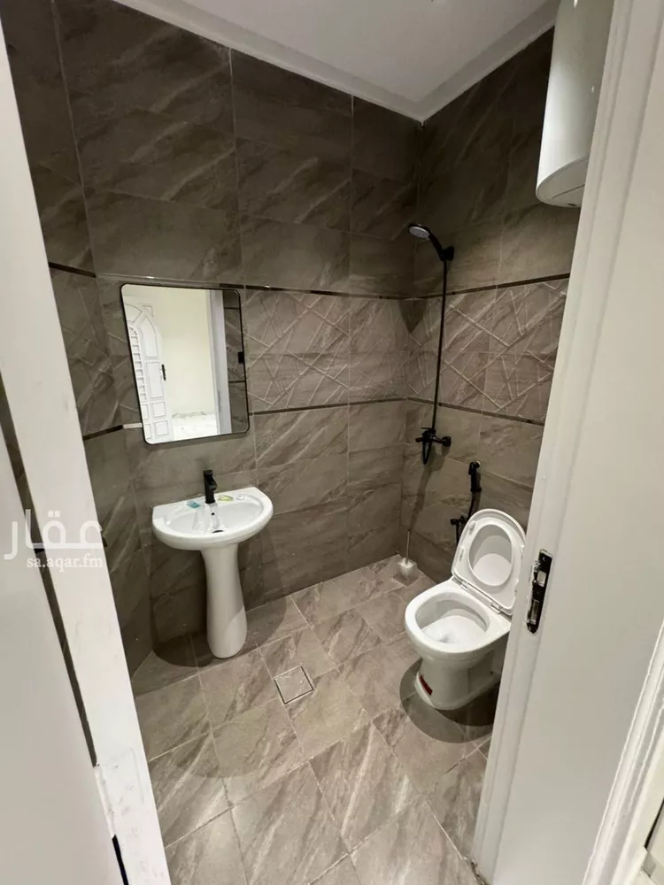 شقة للإيجار في شارع خليج السويس, حي الملقا, مدينة الرياض, منطقة الرياض صورة 5