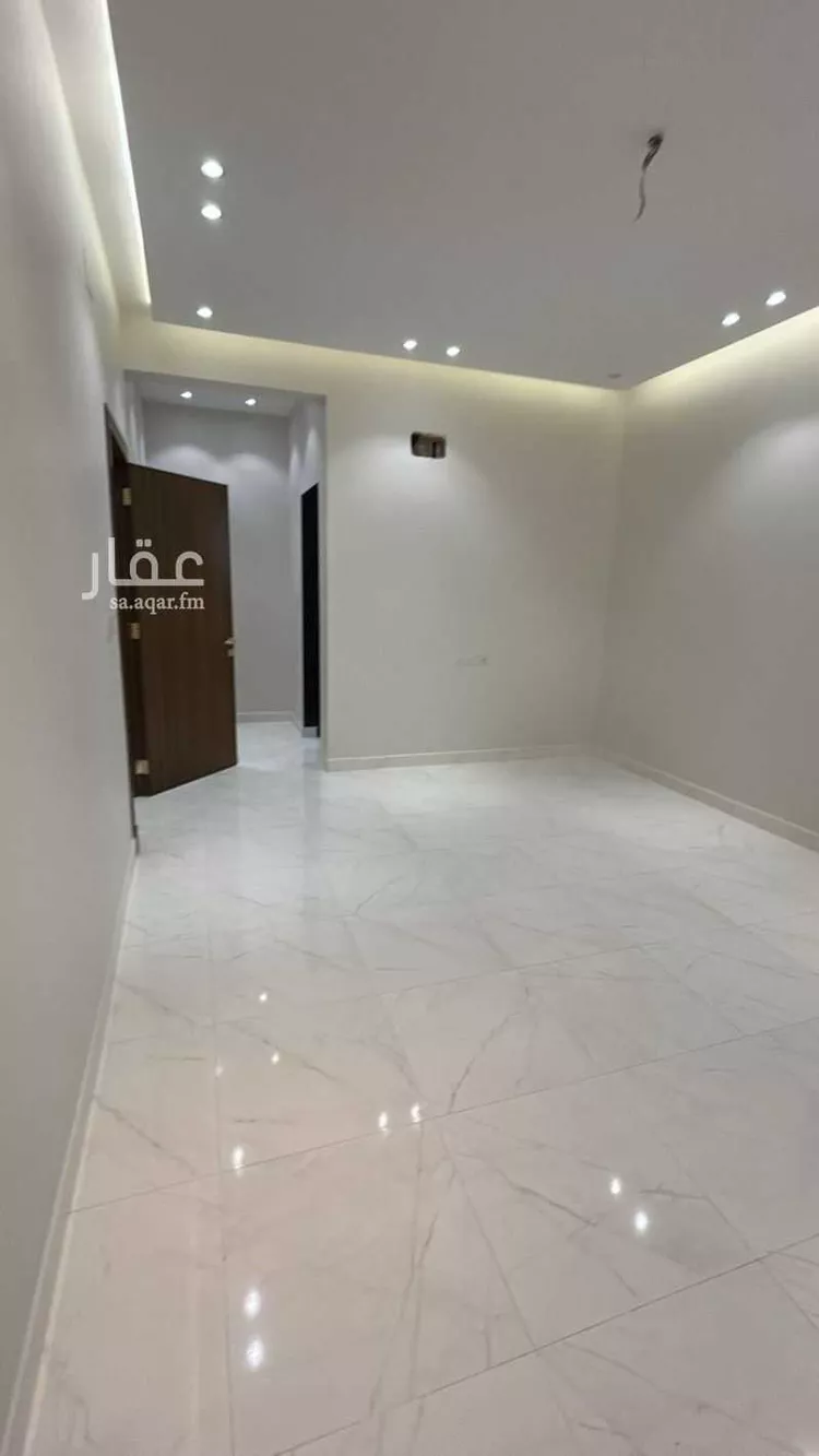 دور للبيع في شارع 47 د, حي المطار, مدينة جازان, منطقة جازان صورة 3