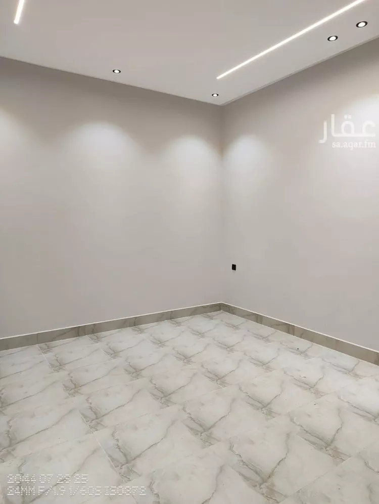 دور للبيع في شارع التوحيد, حي العوالي, مدينة الرياض, منطقة الرياض صورة 3