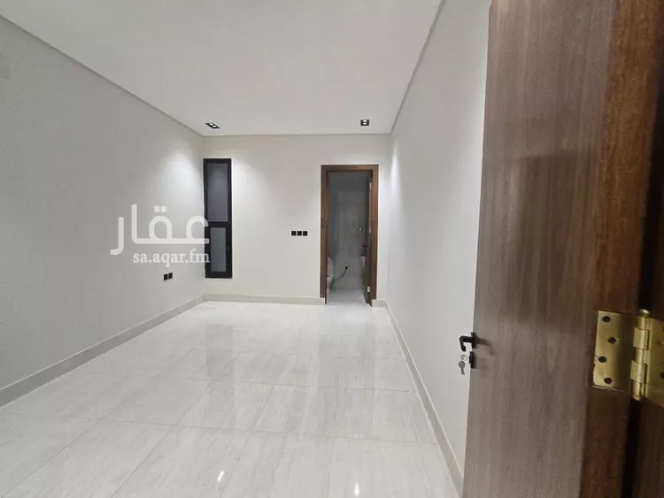 فيلا للبيع في شارع الصحيفات, حي العريجاء الغربي, مدينة الرياض, منطقة الرياض 8