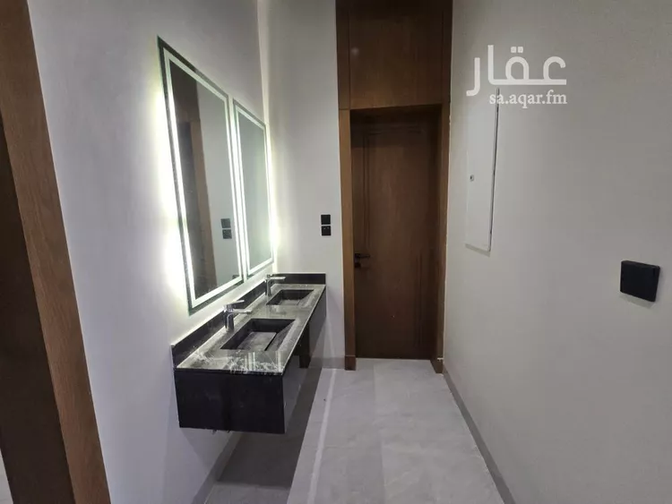 دور للبيع في شارع أحمد مفتي المكي الحنفي, حي طويق, مدينة الرياض, منطقة الرياض صورة 4