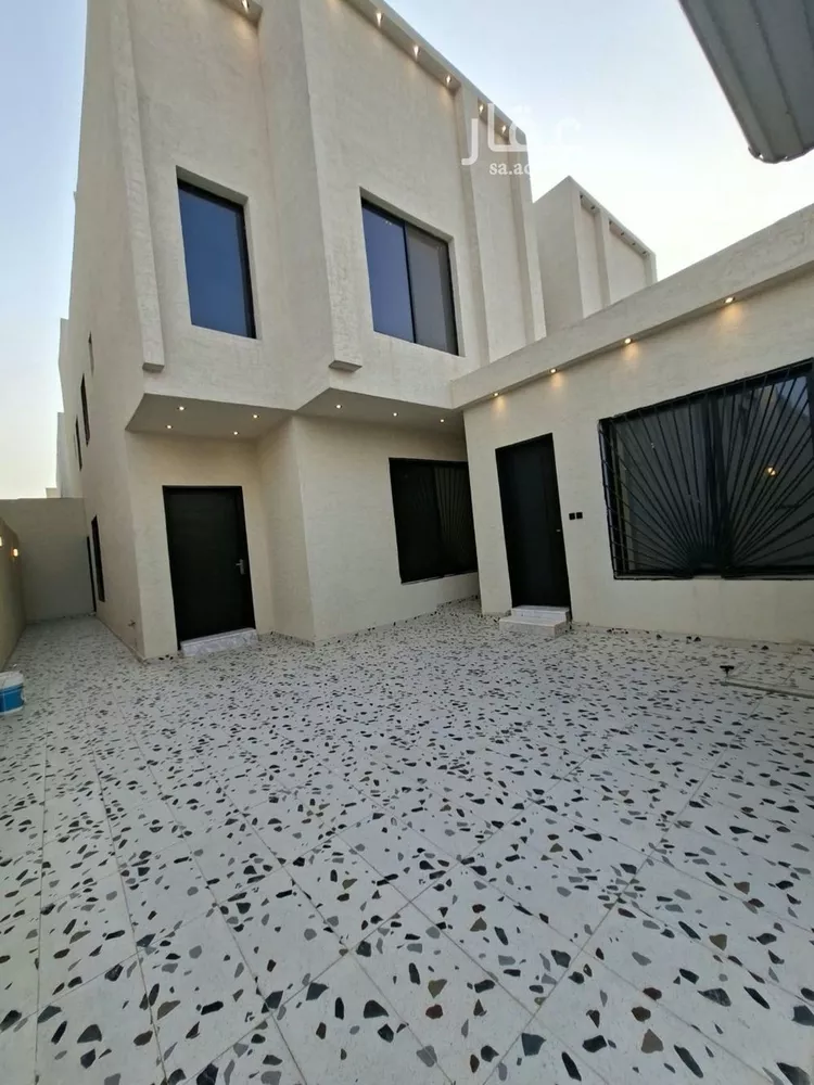 فيلا للبيع في شارع منصور البهوتي, حي بدر, مدينة الرياض, منطقة الرياض صورة 3