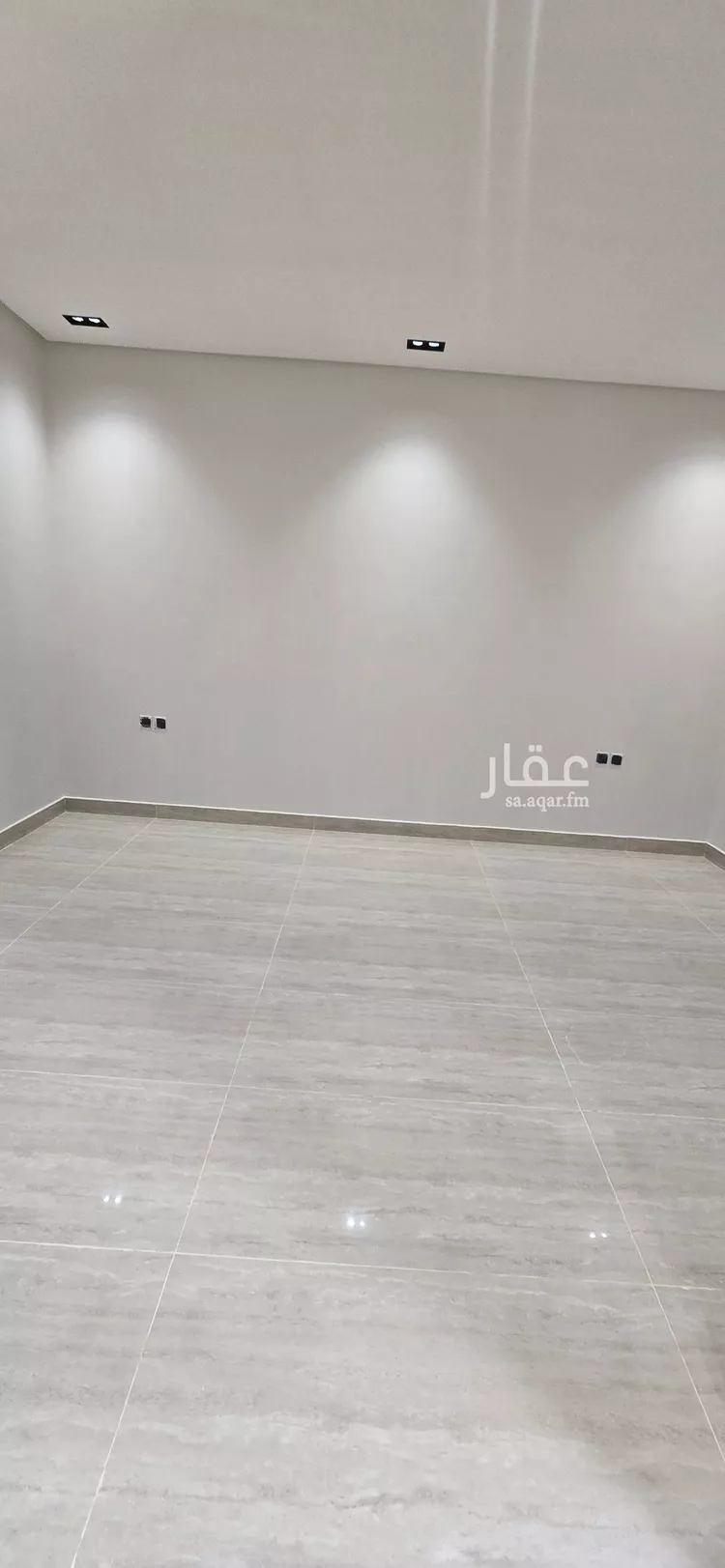 دور للبيع في شارع قزعة القيسي, حي طويق, مدينة الرياض, منطقة الرياض 8