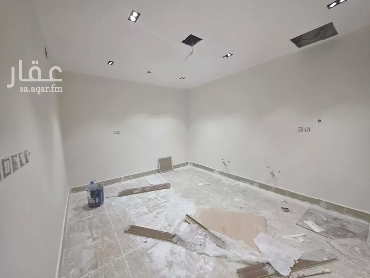 Floor for Sale in Riyadh Tuwaiq صورة 3
